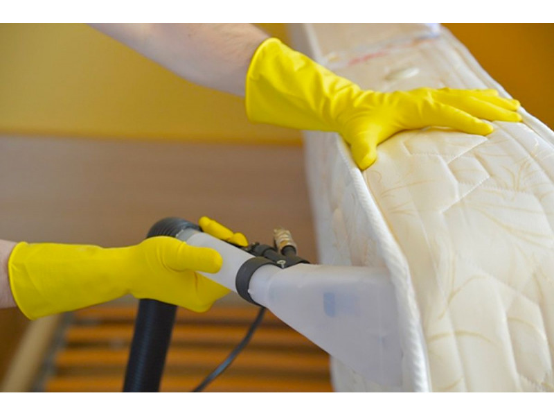 Чи можна і як прати ортопедичні матраци мити сушити чистити водою. 